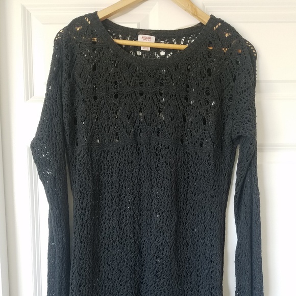 Charcoal crochet sweater - Picture 2 of 3
